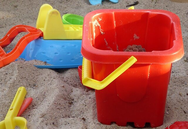 Byg med sand: 10 sjove ideer til at bruge sandkassesand i din have